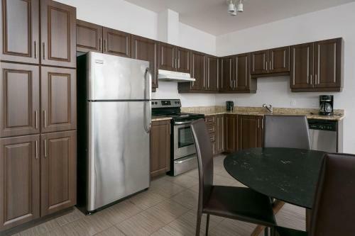 Apartamento Two-bedroom On Boulevard Saint-laurent Apt 206