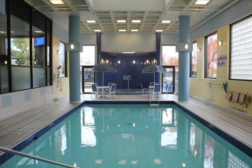 Edward Village Hotel Markham