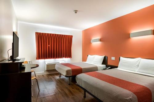 Hotel Motel 6 Moncton