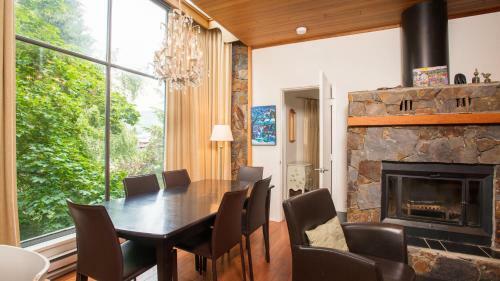 Apartamento Rainbow By Outpost Whistler