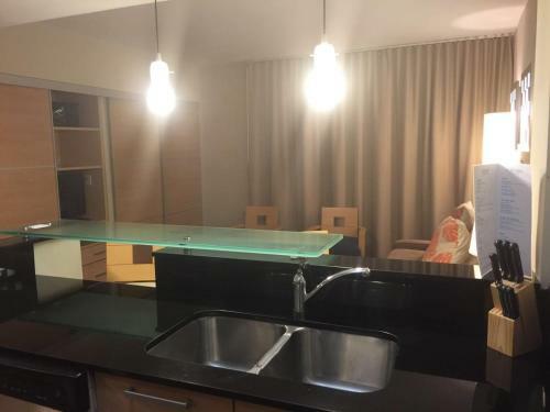 Sunny Isles Beach Marenas Apartment