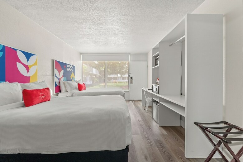 Hotel Developer Inn Maingate, A Baymont By Wyndham