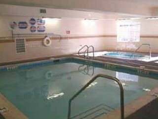 Hotel Comfort Inn & Suites