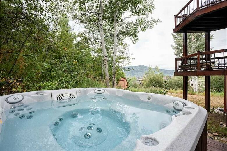 Churchill Lodge South