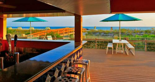 Aparthotel Sunset Vistas Two Bedroom Beachfront Suites