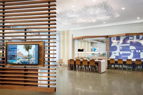 Hotel Courtyard By Marriott Santa Monica