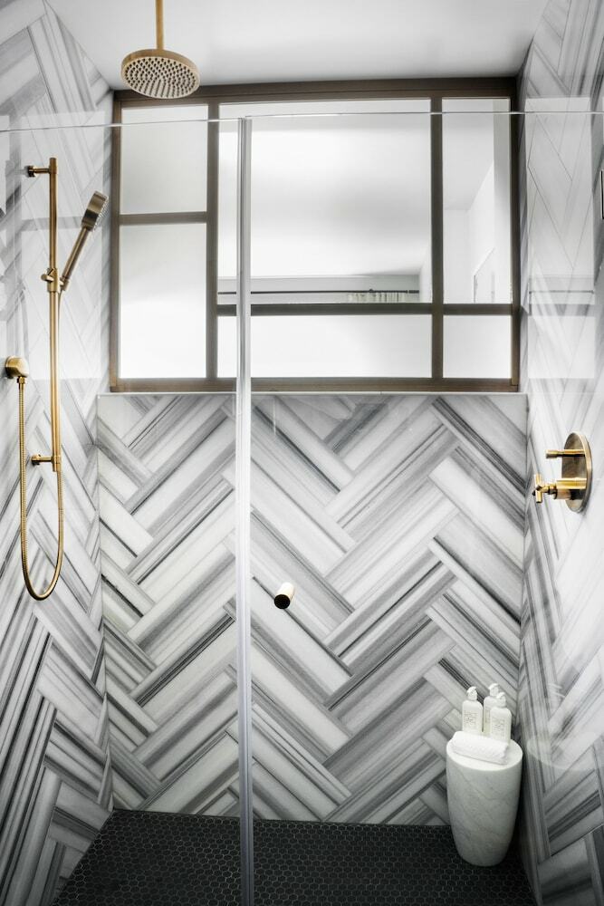 Halcyon - A Hotel In Cherry Creek