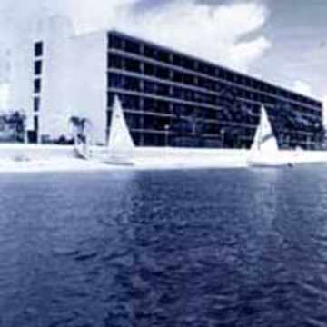 Best Western Bay Harbor Hotel