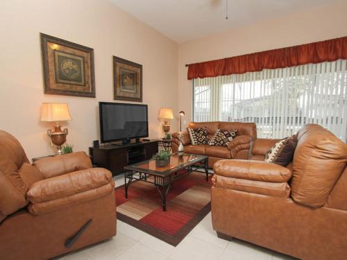 Villa 7766 Tosteth Windsor Hills