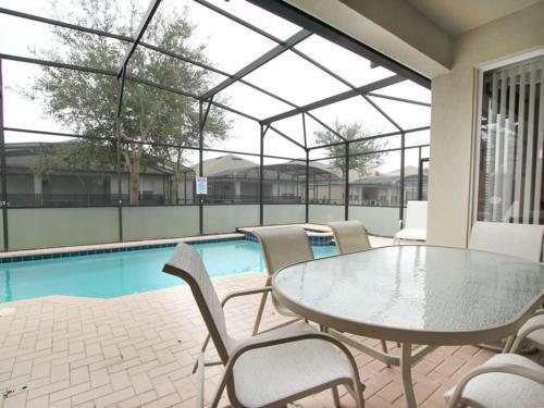 Villa 7766 Tosteth Windsor Hills