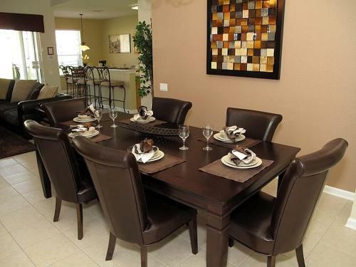 Villa 2678 Manesty Windsor Hills