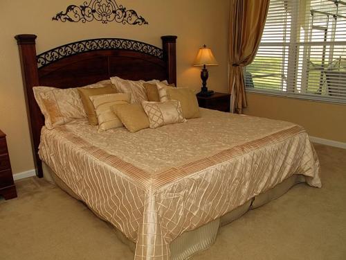 Villa 2678 Manesty Windsor Hills