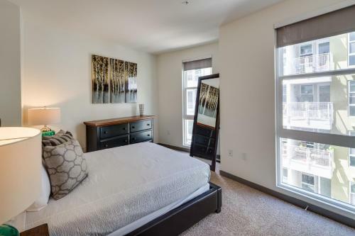 G Street Apartment By Stay Alfred