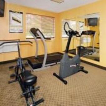 Hotel Comfort Inn & Suites West