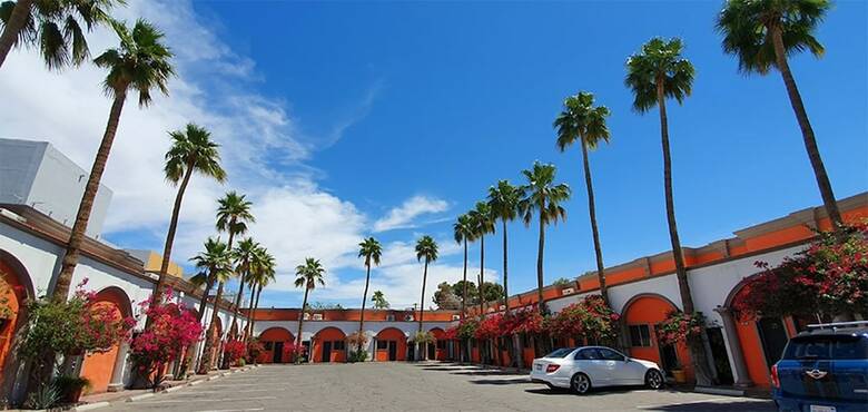 Hotel Cosmos Don Carlos