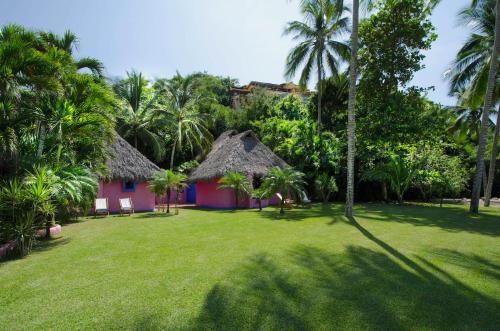 Hotel Bungalow In Playa Rosa