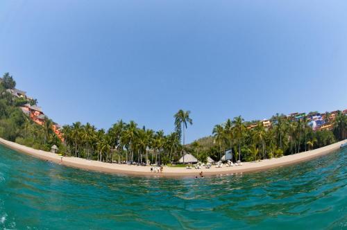 Hotel Bungalow In Playa Rosa