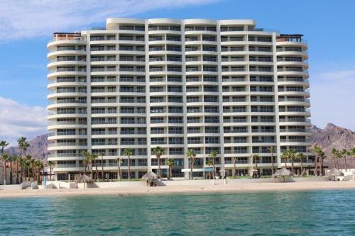 Condo Playa Blanca 705 Apartment