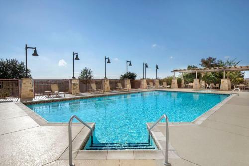 Embassy Suites San Marcos Hotel Spa And Conference Center