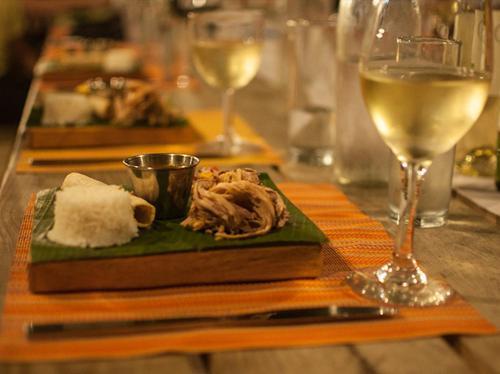 Hotel Thatch Caye Resort