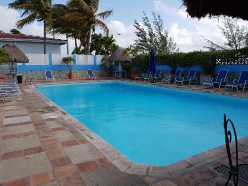 Radisson Fort George Hotel & Marina