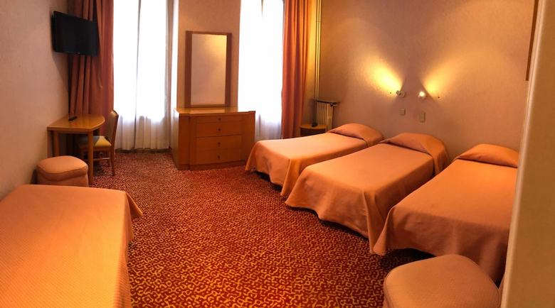 Hotel Busby