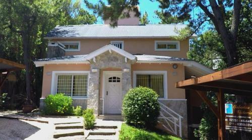 Lodge Caba�as Victoria