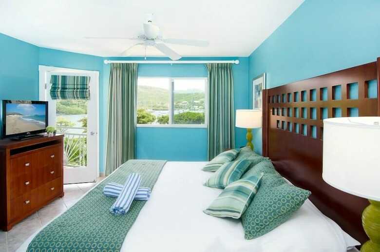 Hotel Oyster Bay Beach Resort