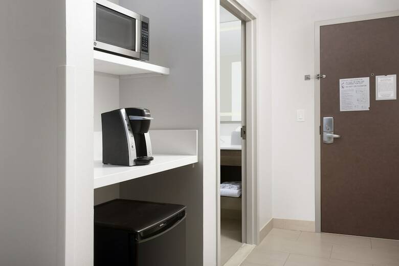 Hotel Holiday Inn Express Jacksonville Beach