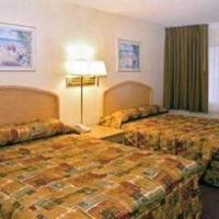 Hotel Relax Inn And Suites