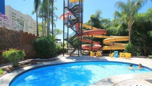Apartamentos Su�te Golden Grand