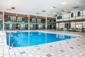 Clarion Highlander Hotel And Conference Center