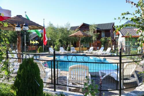 Hostal Caba�as Los Tilos