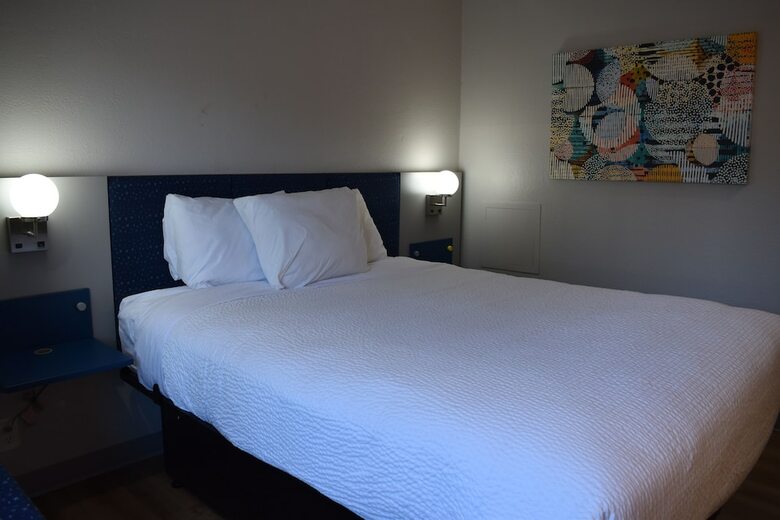 Hotel Microtel Inn & Suites Eagles Landing
