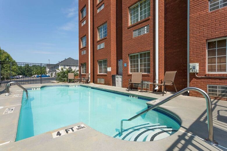 Hotel Microtel Inn & Suites Eagles Landing