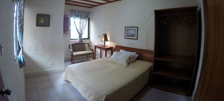 Bed & Breakfast La Peregrina