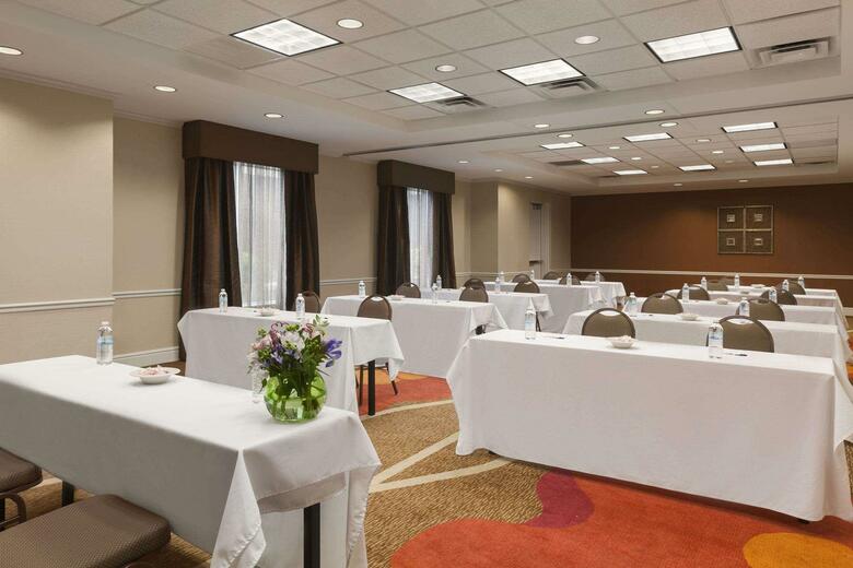 Hotel Hilton Garden Inn Islip/macarthur Airport