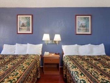 Hotel Days Inn And Suite Palmdale/lancaster