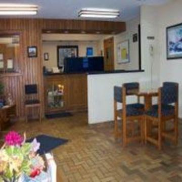 Hotel Americas Best Value Inn Grand Forks