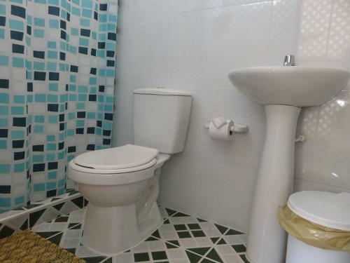 Bed & Breakfast Magic House