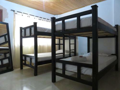 Bed & Breakfast Magic House