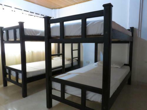 Bed & Breakfast Magic House