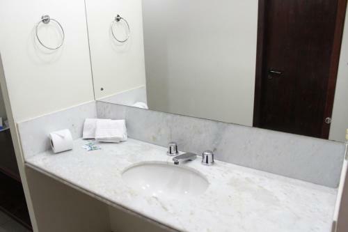 Hotel Marina Travel