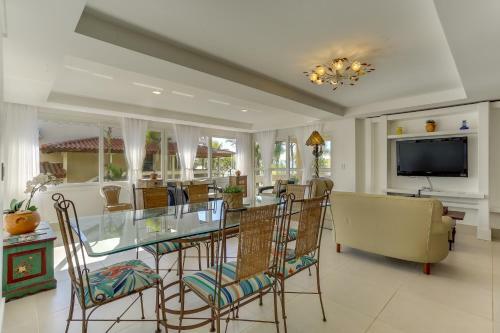 Villas Jurer� Residences