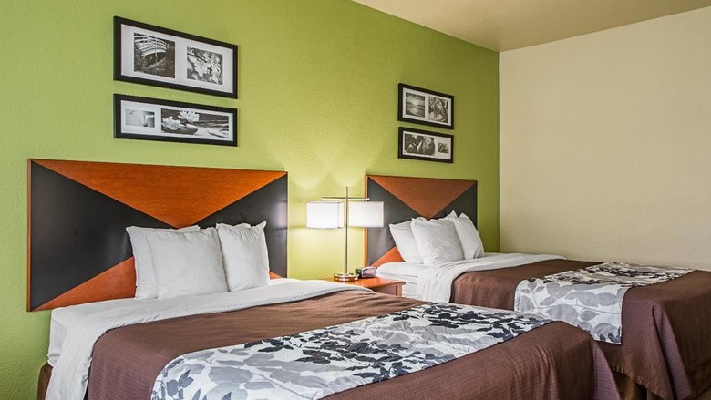 Hotel Sleep Inn & Suites