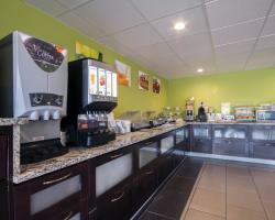 Hotel Quality Inn & Suites