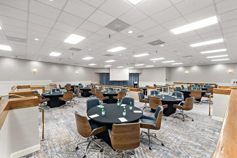 Hotel Hilton College Station & Conference Center