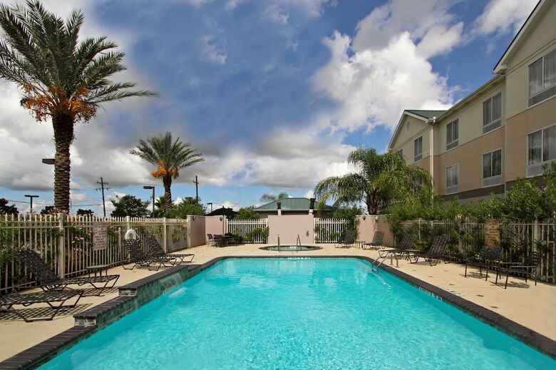 Hotel *hilton Garden Inn Beaumont*
