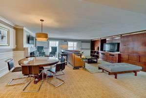 Garden City Hotel