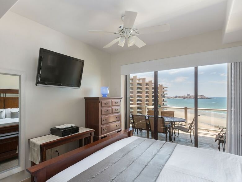 Hotel Las Palomas Beach And Golf Resort